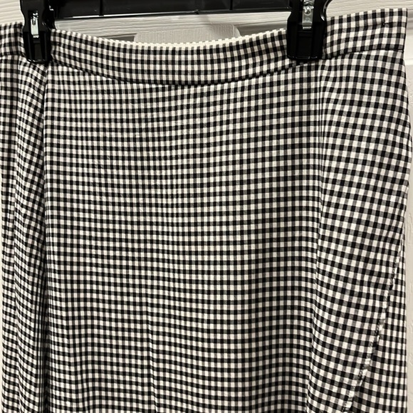 Loft skirt! - Picture 10 of 10